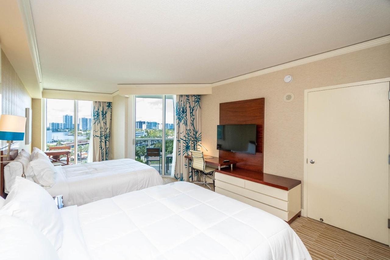Trump Intl 2 Bedroom Apartment 1600 Sqf Ocean And Bay View Sunny Isles Beach Exterior photo